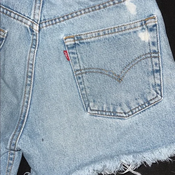 Levi shorts! - Picture 8 of 10